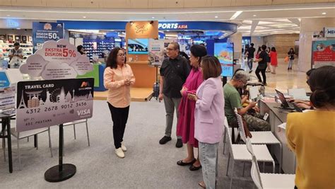 Keriuhan Mega Travel Fair Di Tunjungan Plaza Surabaya