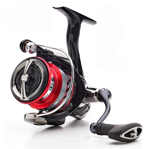 Carrete Daiwa Ninja LT 3000 CXH Carretes