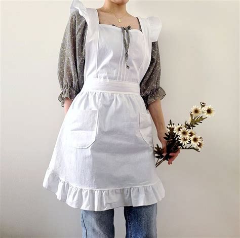 White Ruffled Apron With Pockets Cute Retro Aprons For Etsy In 2023