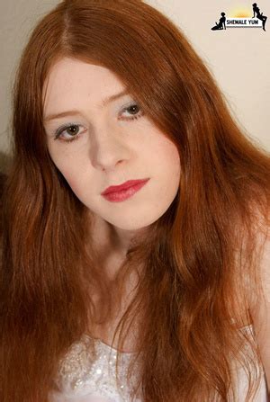 Redhead Tranny Babe XXX Dessert