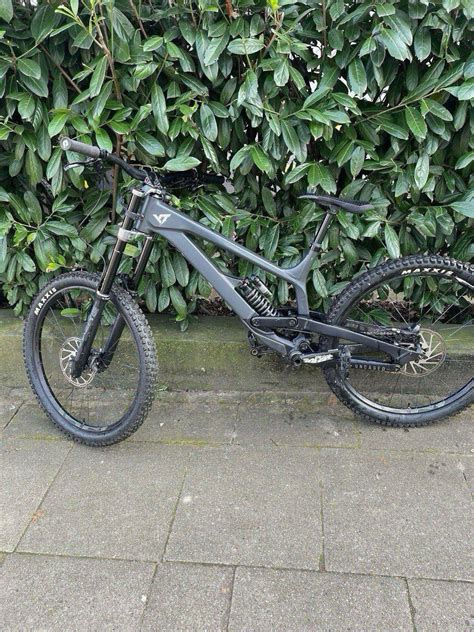 YT Industries Tues Base AL 27 D Occasion En LG Buycycle France