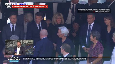 Le pape à Marseille Emmanuel Macron est arrivé au stade Vélodrome pour