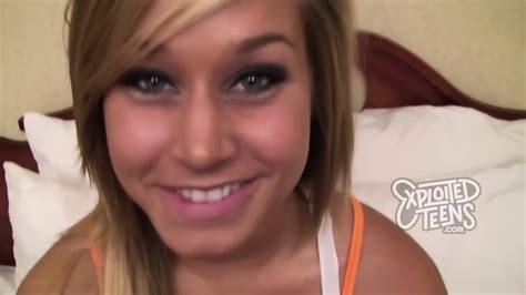 Kennedy Leigh In Super Cute Blonde 18 Yr Old Teen