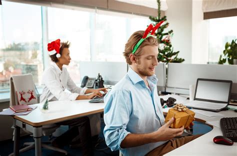 Quali Lavori Sono Ricercati Per Natale Figure Ruoli Mansioni