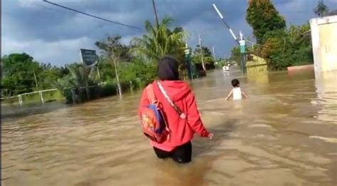 Hari Terendam Banjir Begini Nasib Pilu Warga Perumahan Al Ghony