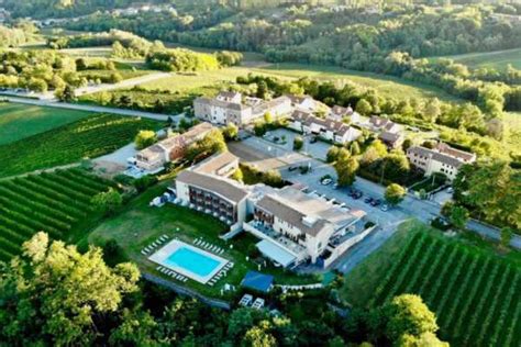 Prosecco Region Italy Wineries Tours Accommodation Armchair Sommelier