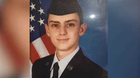 Fbi Arrests 21 Year Old Air Force Guardsman In Pentagon Leak Case Wsvn 7news Miami News