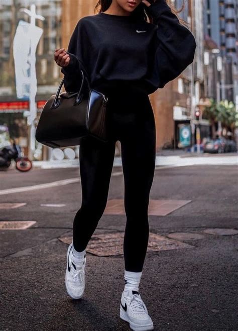 Pin By Kris On Outfits♡ Athleisure Outfits Sporty Outfits Outfits