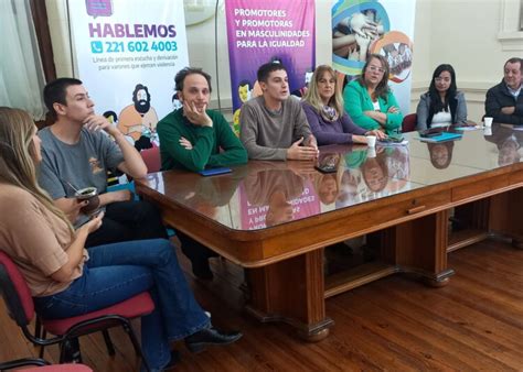 CHARLA PRESENTACIÓN DE ESTRATEGIAS DE ABORDAJE CON VARONES Municipio