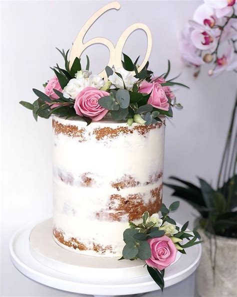 Roses Naked Cake