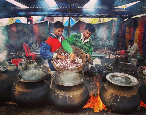 Exploring the Rich Flavors of Kashmiri Cuisine: Wazwan