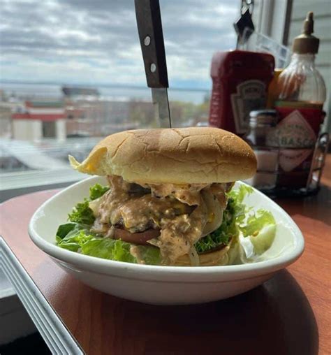 The 906 Sports Bar and Grill Fried Frog Legs, Local Bistro, Creole ...