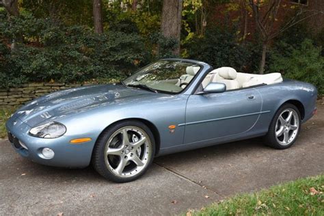 28k-Mile 2003 Jaguar XKR Convertible | Jaguar, Brembo, Classic cars online