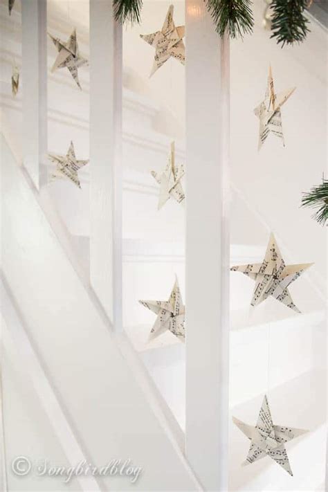 Finally I have a Christmas staircase garland - Songbird