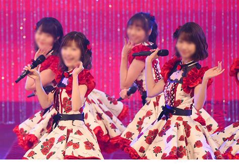 Akb48 「11月のアンクレット」 Live 渡辺麻友 演出服 ライブ衣装 コスプレ衣装 アイドル衣装 ステージ衣装 バラ柄衣装 オーダ