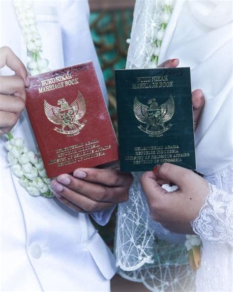 Inspirasi Foto Buku Nikah Dan Backgroundnya Kredit Pintar