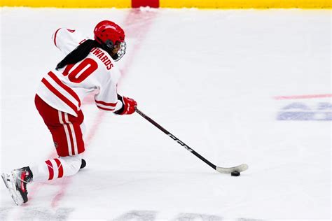 Wisconsins Womens Hockey Olympians Are Breaking Ice And Glass Ceilings The Daily Cardinal