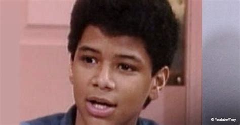 Remember Vanessas Boyfriend Robert On The Cosby Show He Shared