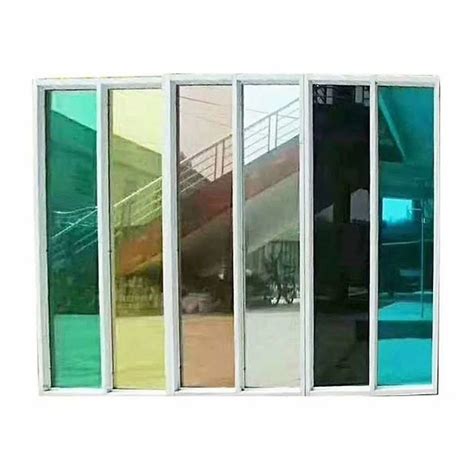 Plain Multicolor Reflective Window Glass Size 5 Ft Length