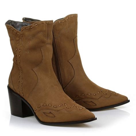 Bota Salto Médio Nobuck Camel Uza Shoes Sapatos Femininos