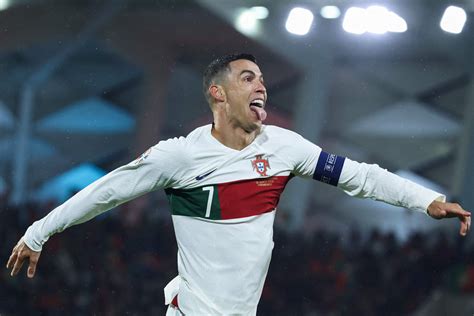 Roberto Martinez Explains Very Easy Cristiano Ronaldo Decision