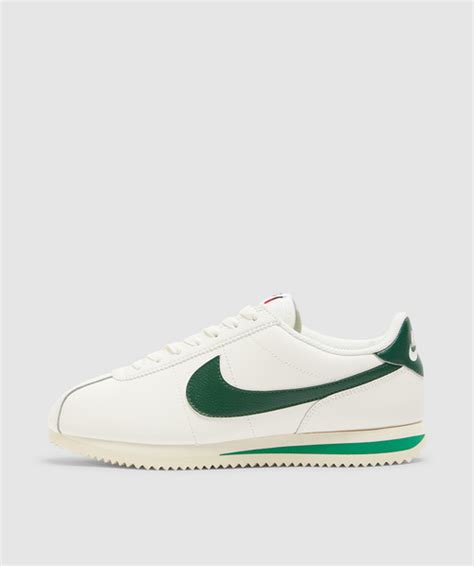 Nike Cortez Sneaker Sail Gorge Green Malachite Coconut Milk Team