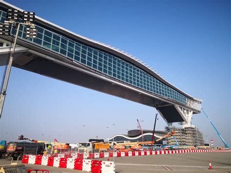 Hong Kong International Airport Sky Bridge — Soben International Ltd