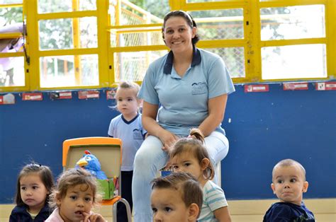 Prefeitura de Foz abre processo seletivo para professor de educação