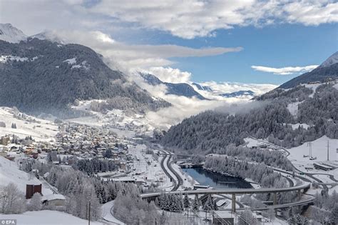 Photos of the Swiss Alps show change to ski resorts before and after snow | Daily Mail Online