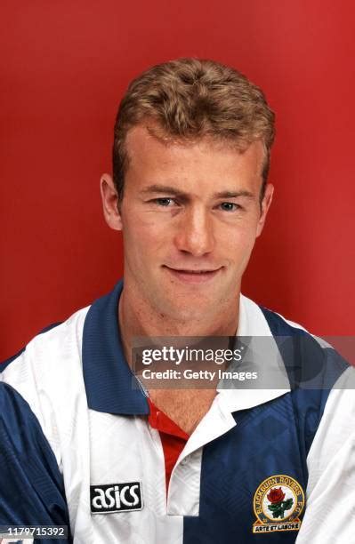 Alan Shearer Alan Shearer Photos And Premium High Res Pictures Getty