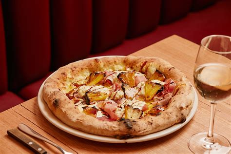 The Pineapple Pizza Controversy: Settled at Last! — Roccella Restaurant