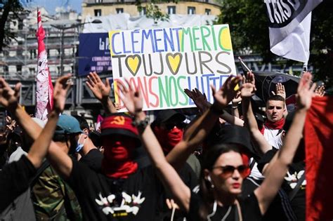 Mort de Clément Méric Des milliers de manifestants à Paris en mémoire