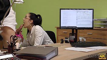 LOAN K Agente le dice a la nena que el sexo es su única forma de salvar su trabajo XVIDEOS