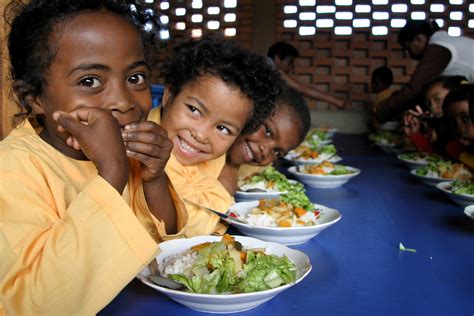 HUMANIS APPEL À PROJETS Le développement de cantines scolaires Appels