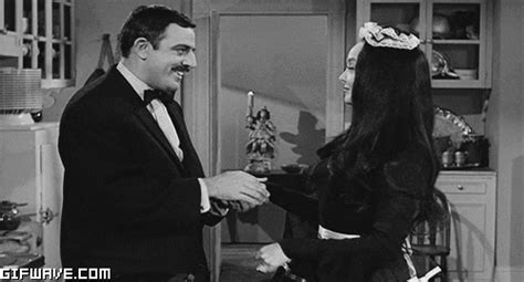 gomez addams | GIF | PrimoGIF