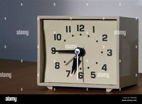 Horloge Analogique Banque De Photographies Et Dimages Haute