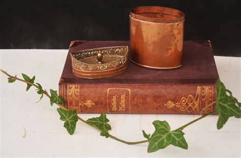 Antique Dutch Tea Or Tabacco Lidded Jar Repousse With Relief Copper