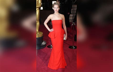 Jennifer Lawrence Might Avoid Ryan Seacrest On The Oscars Red Carpet