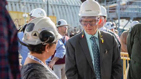 Hii Hosts Assistant Secretary Of The Navy At Newport News Shipbuilding