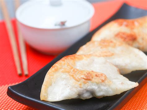 How To Make Chinese Dumplings With Pictures Wikihow