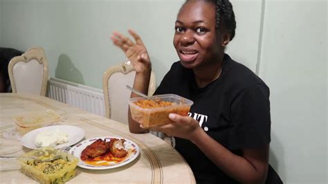 Congolese Lady 🇨🇩 Tries Egusi Soup Nigerian Food 🇳🇬 For The First Time Kieya Naomi Youtube