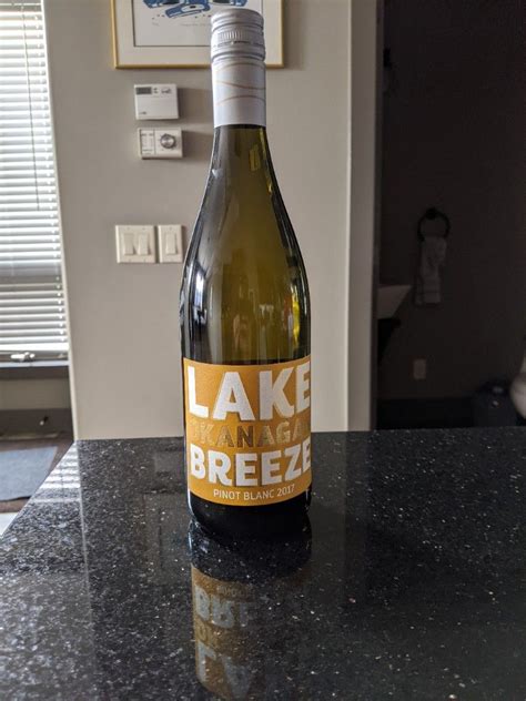 2017 Lake Breeze Vineyards Pinot Blanc Canada British Columbia