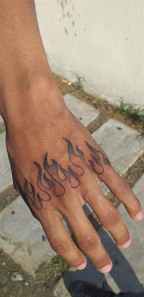 Tatuaje En La Mano Tatuajes En La Mano Tatuaje En Los Nudillos