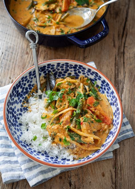 Curry rojo tailandés fácil con pollo y verduras Recetas Coreanas