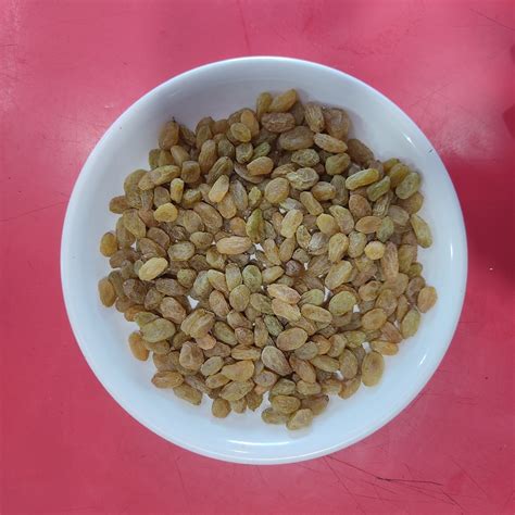 Golden Afghan Dry Raisins Packaging Type Loose At Rs 650 Kg In Thane