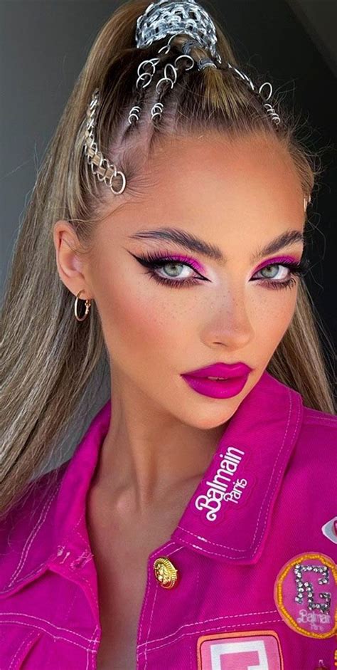 Gorgeous Makeup Trends To Try In Magenta Beauty Gorgeous