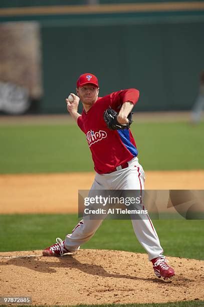 2621 Roy Halladay Phillies Photos And High Res Pictures Getty Images