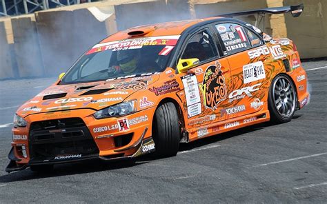 Mitsubishi Evo 10 Drift