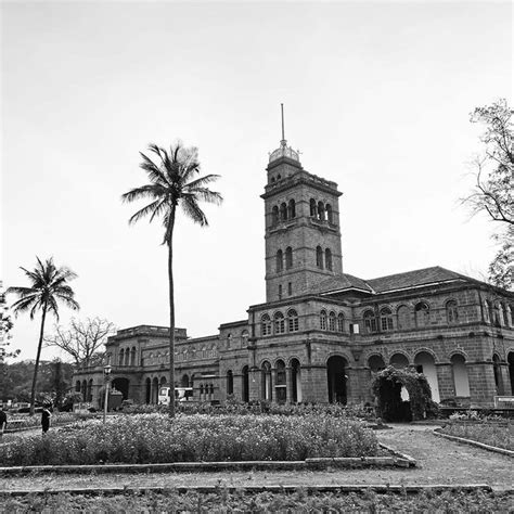 Main Building University Of Poona Savitribai Phule Pune University