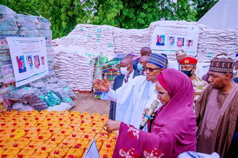 Buhari Witnesses Unveiling Of NEMA S Food Items Distributed To 149 448